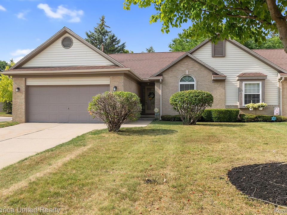 1st image of 2241 Meadow Brook Ct