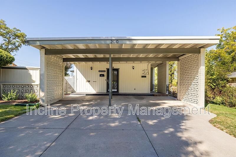 1st image of 2010 S Laurelhurst Dr #B