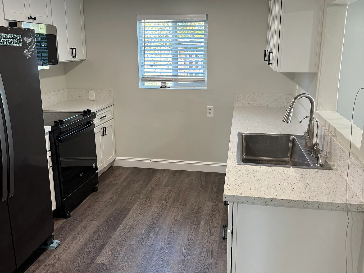 2 bed, 830 sqft, $2,250 — Photo 4