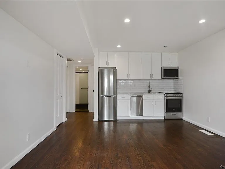 64 Elissa Ln #1 — Photo 3