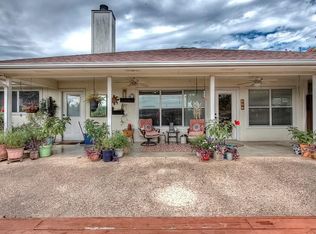 121 Glen Shadows Dr, Kerrville, TX 78028