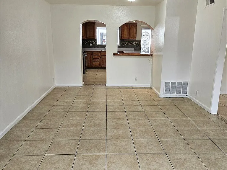 15271 Cadiz Dr — Photo 9