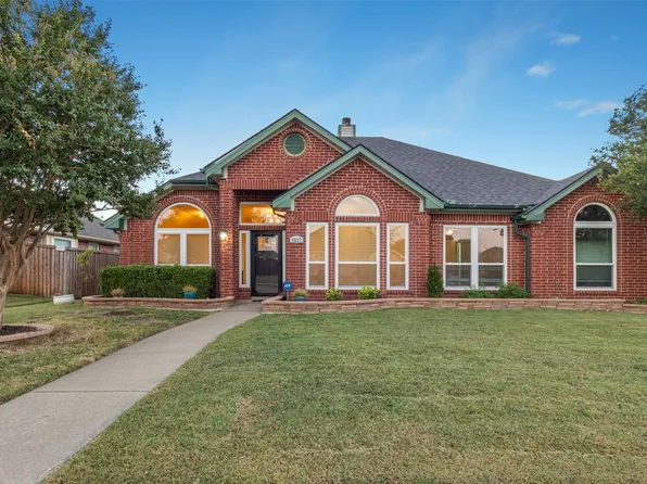6617 Stamps St, Rowlett, TX 75089