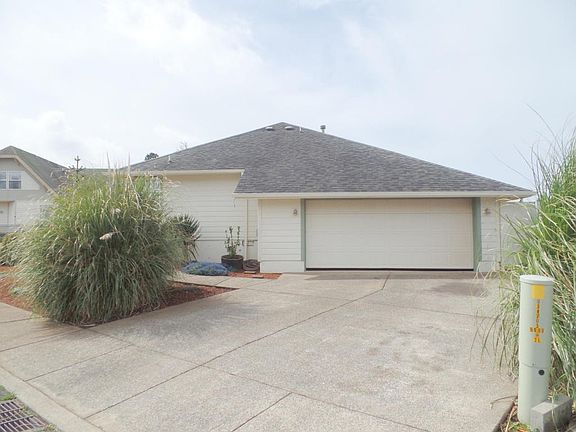 3rd image of 5175 NE Voyage Ave