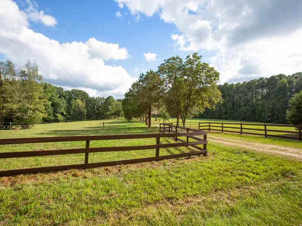 1608 Brassfield Rd, Raleigh, NC 27614