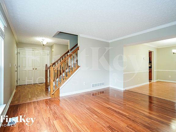 2nd image of 2894 Wynneleaf St
