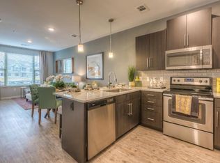 8204 Quivira Rd, Lenexa, KS 66215