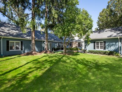 980 Brand Ln, Deerfield, IL, 60015