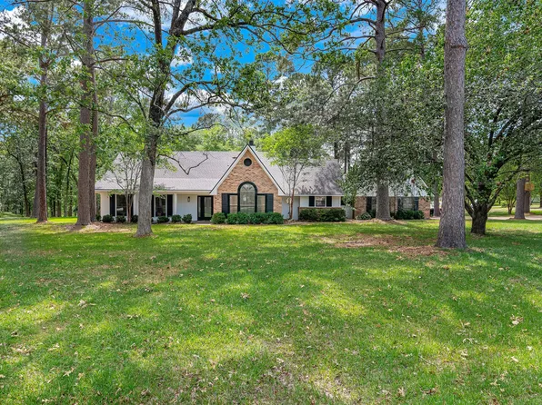 1708 Spencer Cir, Benton, LA 71006