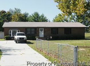 24 Pansy Cir, Spring Lake, NC 28390