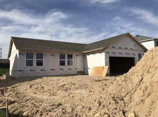 6463 Edgewood Rd, Machesney Park, IL 61115