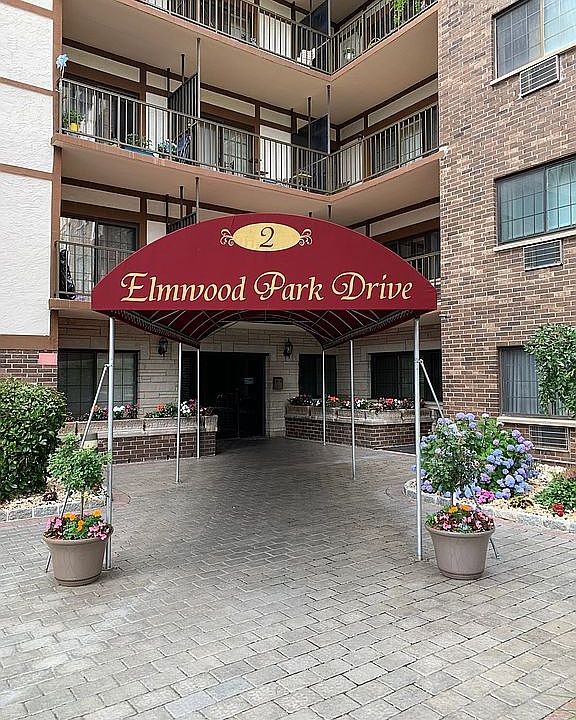 1st image of 2 Elmwood Park Dr APT 306