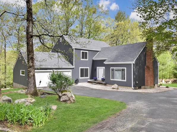 20 High Hill Road, Canton, CT 06019