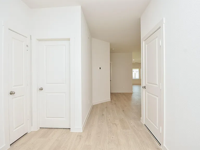 1130 Vista Pointe Dr — Photo 5