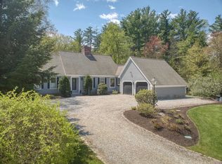 6 Christian Hill Rd, Amherst, NH 03031