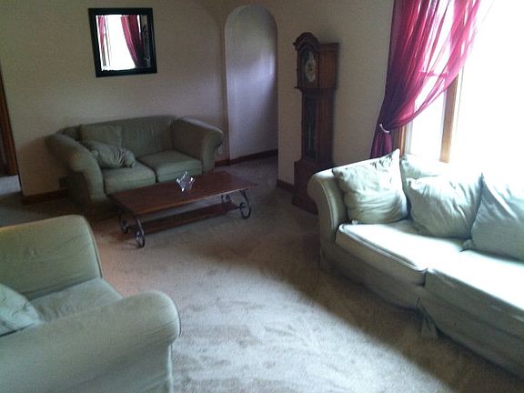 5th image of 112 E Burwell Ave