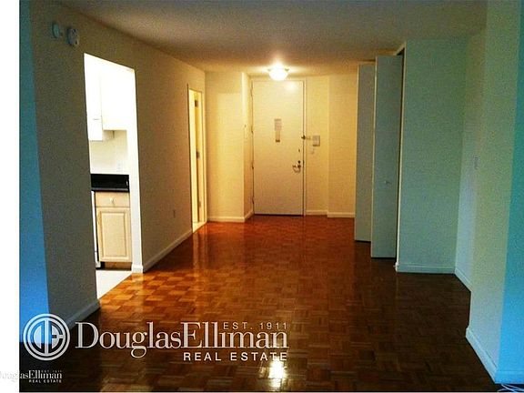 3rd image of 340 E 29th St APT 4E