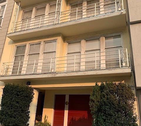 2nd image of 2020 Laguna St