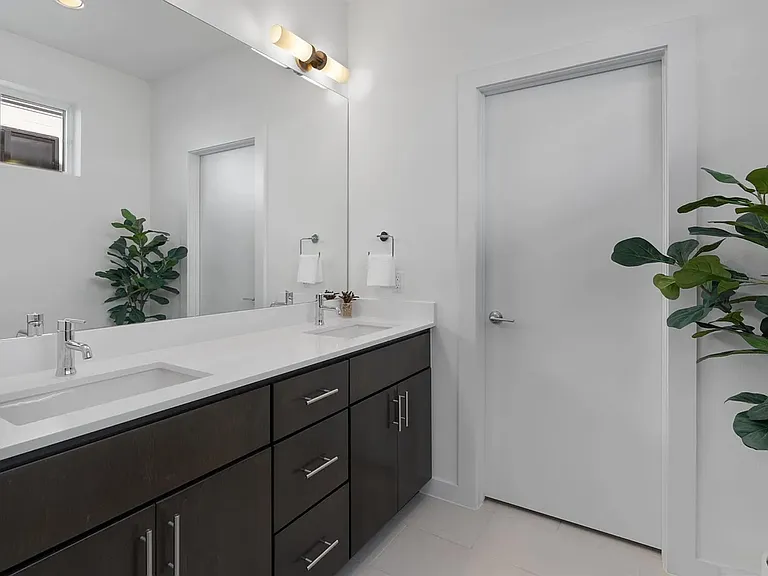 4020 Airport Blvd #7 — Photo 15
