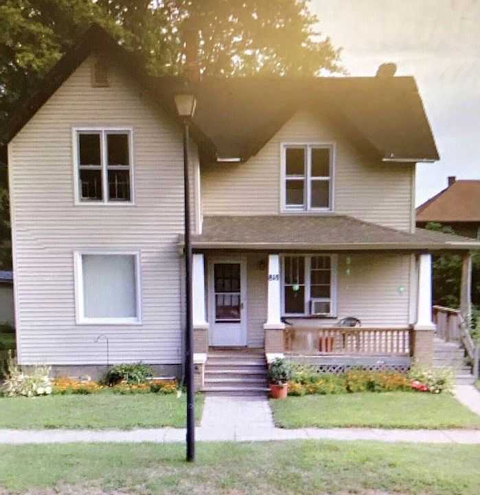 1st image of 818 3rd Ave #1