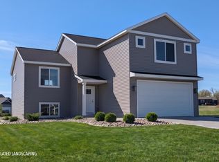 278 Eagle Ridge Dr, Roberts, WI 54023