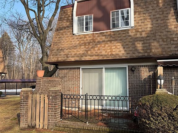 4th image of 37035 E Aragona Dr