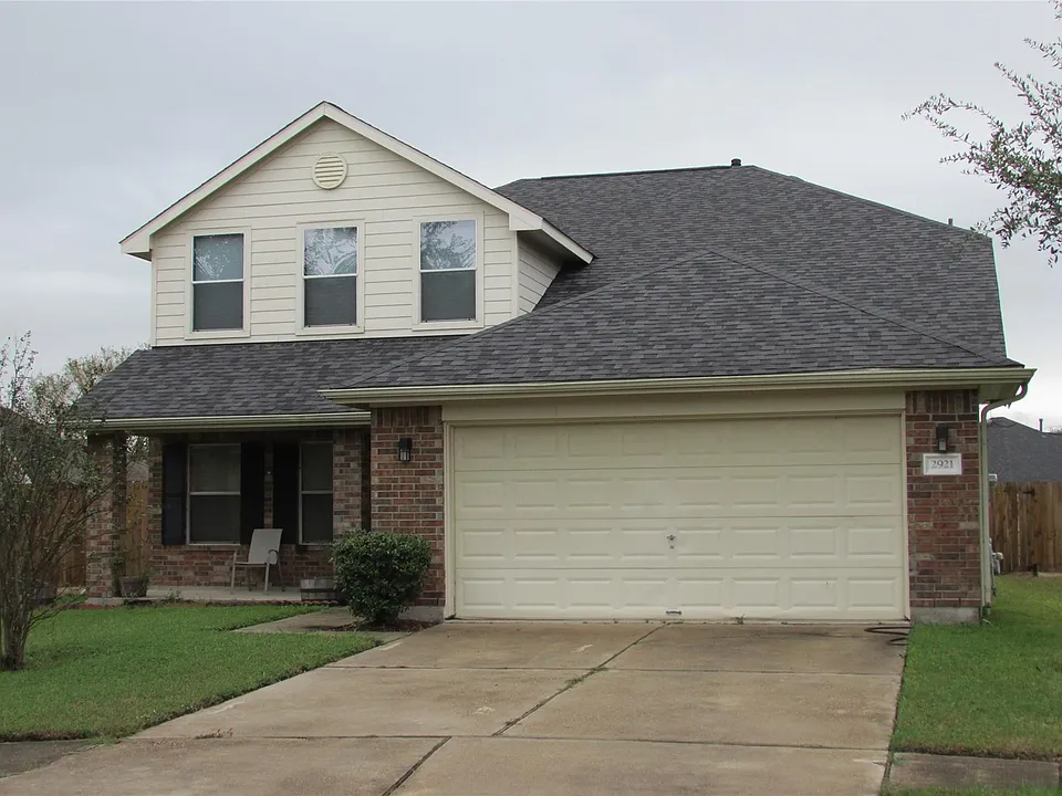 2921 Standing Springs Ln