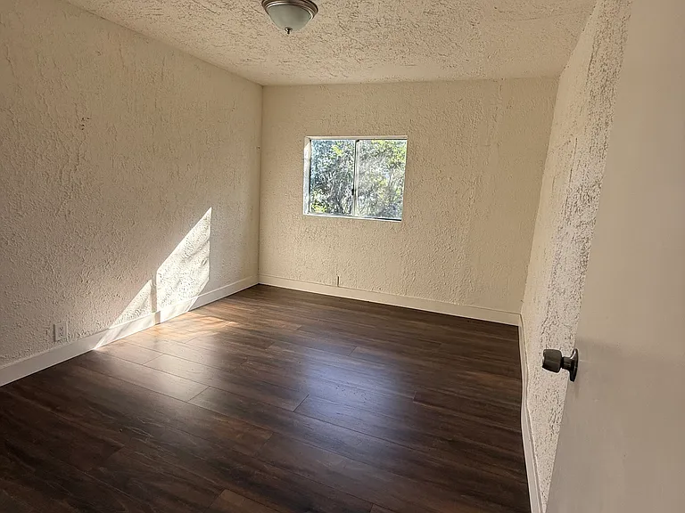 3624 Dwiggins St #3624 — Photo 6