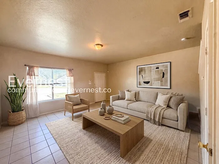 6342 Queens Castle Dr — Photo 2