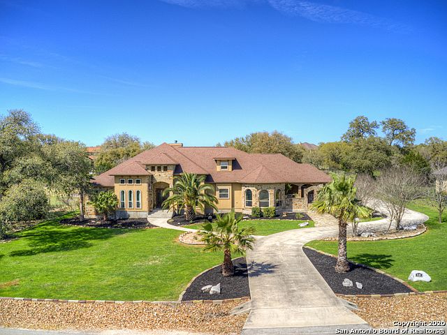 1st image of 620 Cross Oak