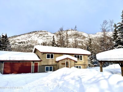 20209 Eagle River Rd, Eagle River, AK, 99577