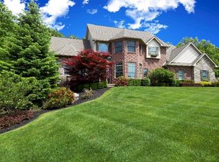 11338 Tyrone Trl, Fenton, MI 48430
