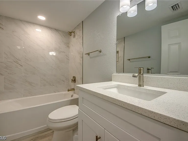 16881 Davis Rd #116 — Photo 35