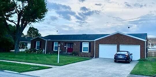 1st image of 525 Lawnwood Ct