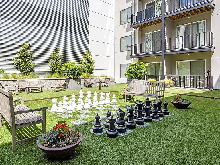 Encore 4505 at Town Center Apartments — Photo 15