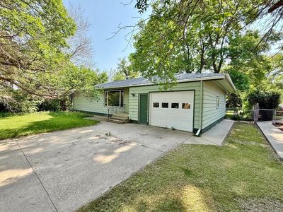 30 1st St NW, Sawyer, ND, 58781