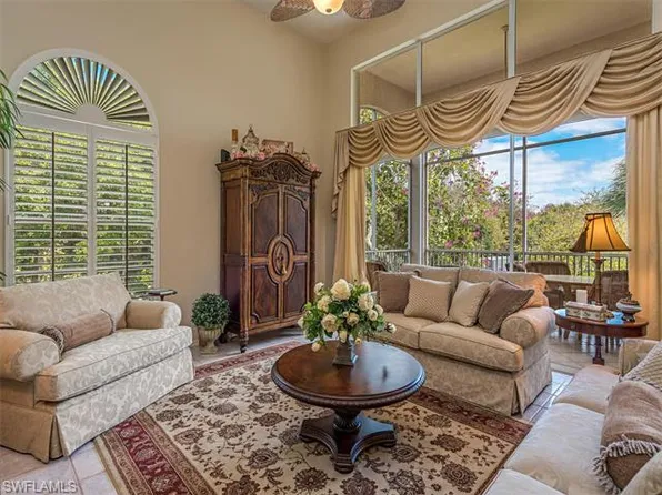 1510 Clermont Dr Unit 201, Naples, FL 34109