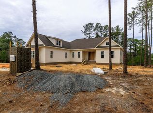10 Mulbren Ct, Pinehurst, NC 28374
