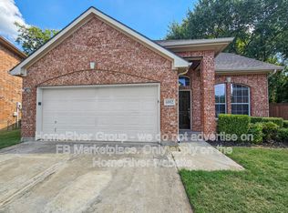 6802 Shore Breeze Ct, Arlington, TX 76016