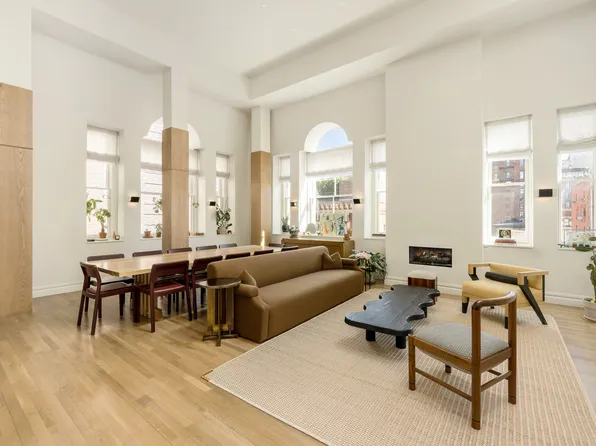 1 Bond Street image 1 of 17