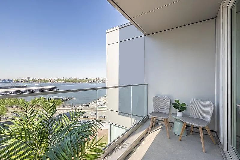 1st image of 625 W 57th St APT 1506