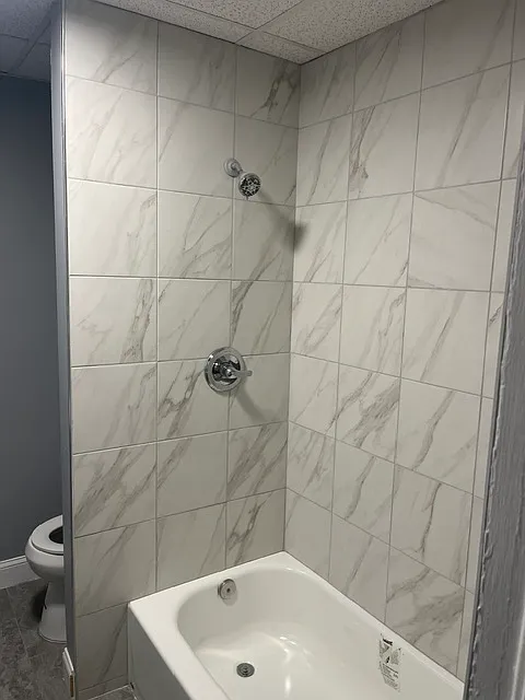 3 bed, $2,200 — Photo 4