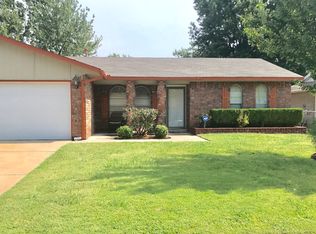 1745 S Poplar Ave, Broken Arrow, OK 74012