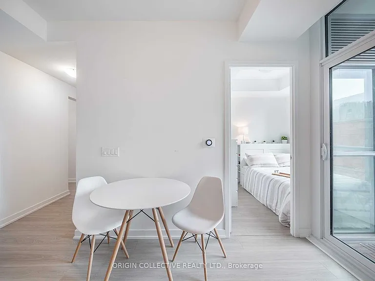 1 Yorkville Ave #611 — Photo 9