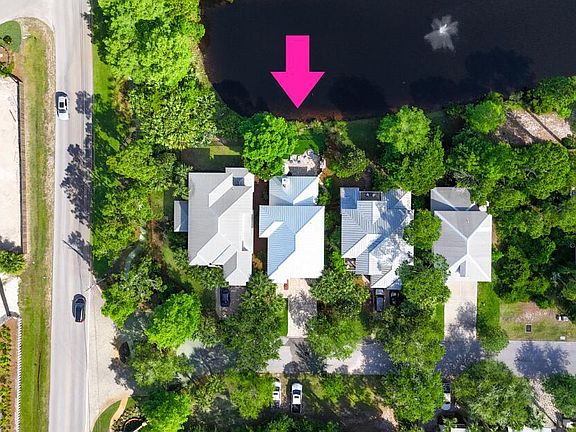 4th image of 3410 Martinique Ln