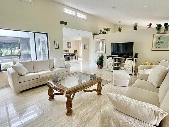 5th image of 5662 Ainsley Ct