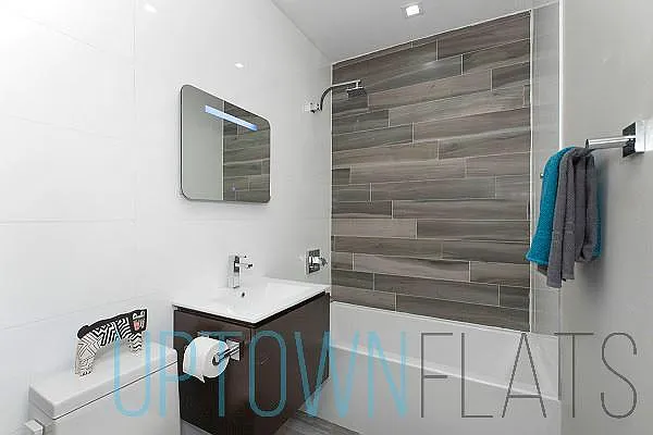 Rented by Uptown Flats LLC | media 28