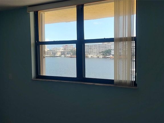 5th image of 1900 Diana Dr APT 3A