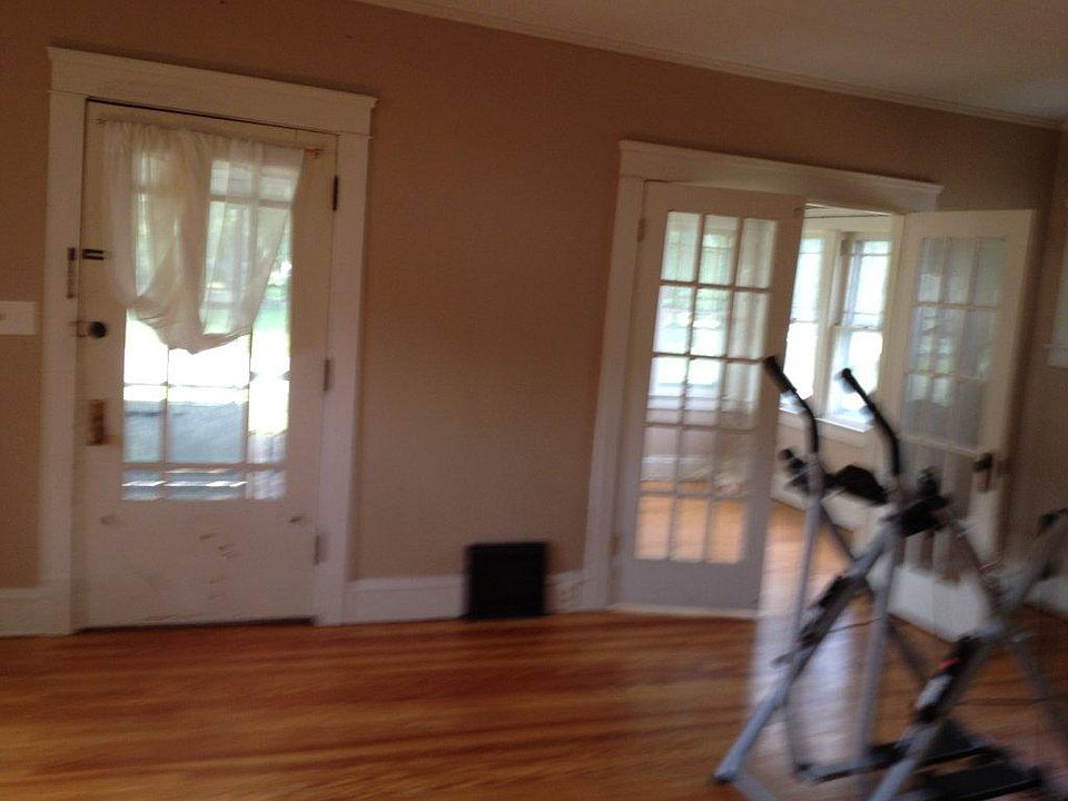 Lvng Rm 20x11 Fowles facing