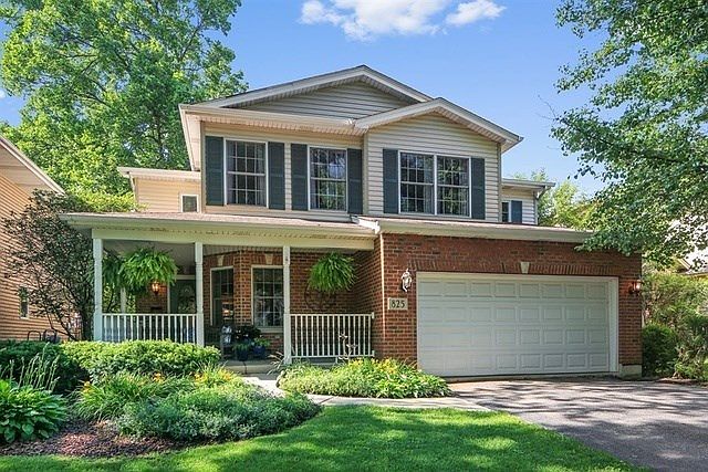 825 Birch is located on a special one block long street in prime DG. Only one block to Washington Pa